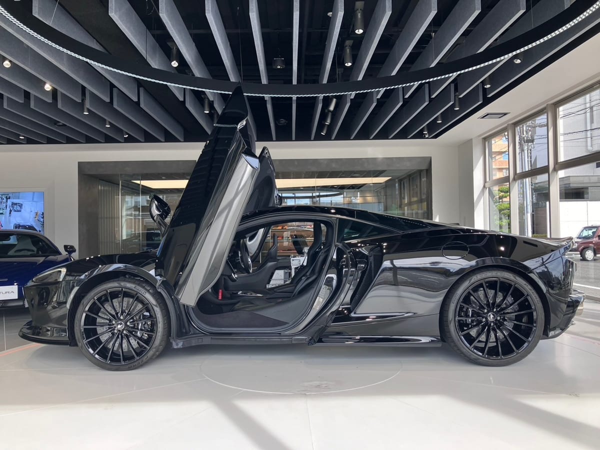 2023 McLaren GT Luxe — photo 23