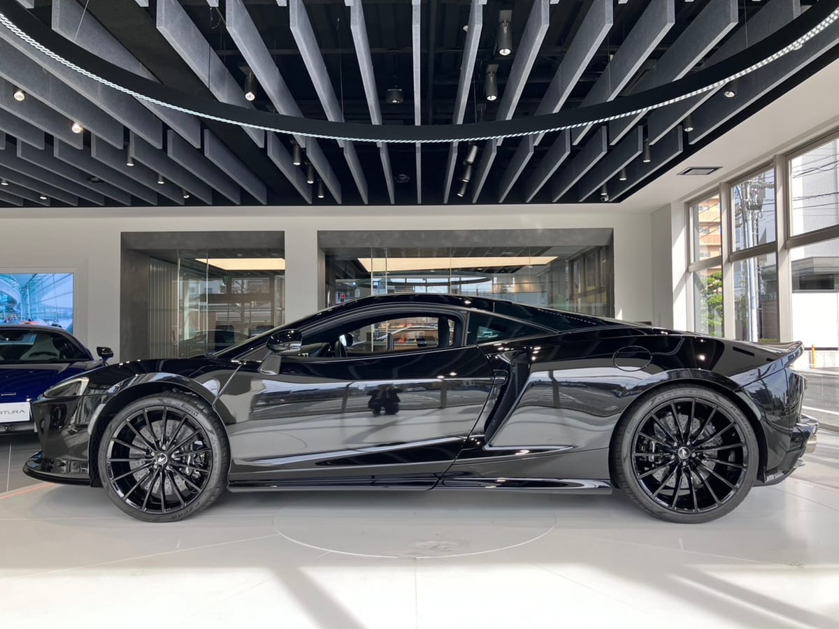 2023 McLaren GT Luxe — photo 22