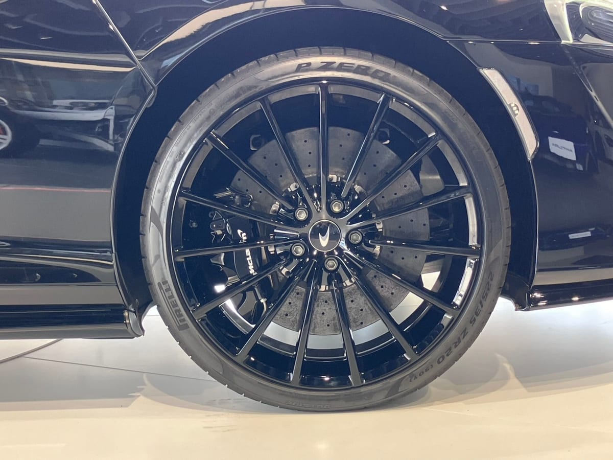 2023 McLaren GT Luxe — photo 10