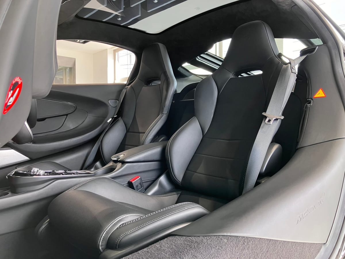 2023 McLaren GT Luxe — photo 4