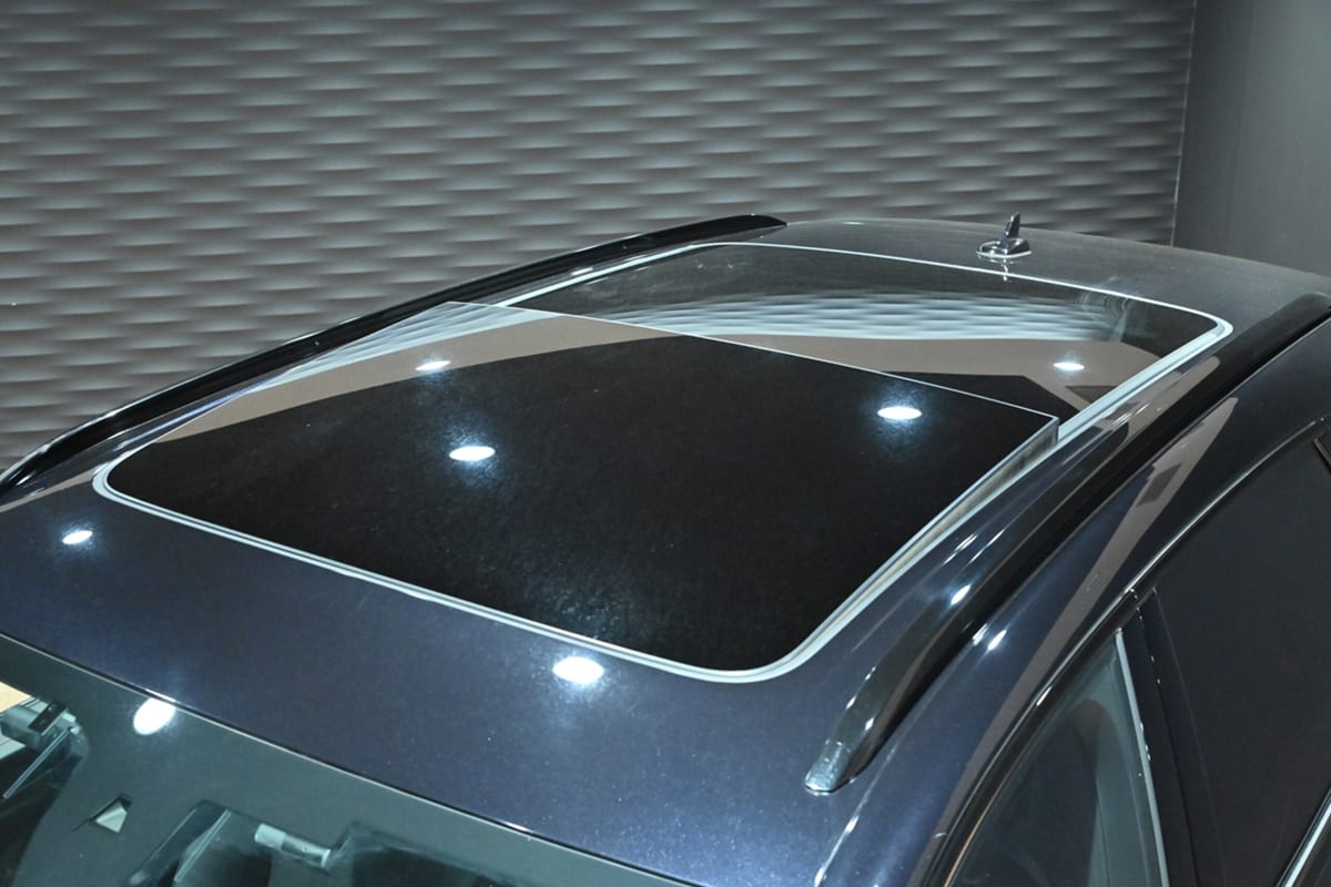 2019 Bentley Bentayga V8, photo 2