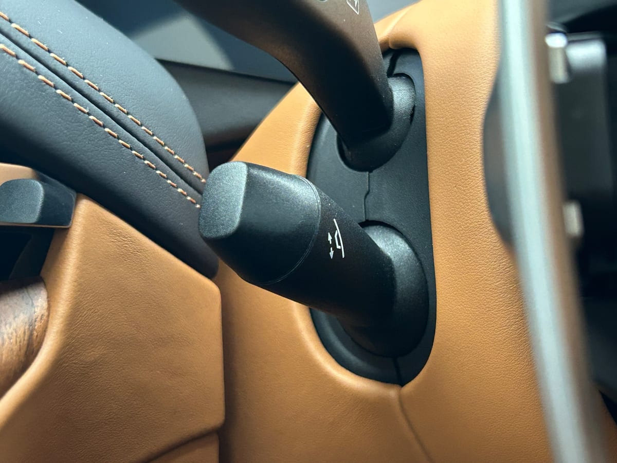 2024 Aston Martin DB12, photo 50