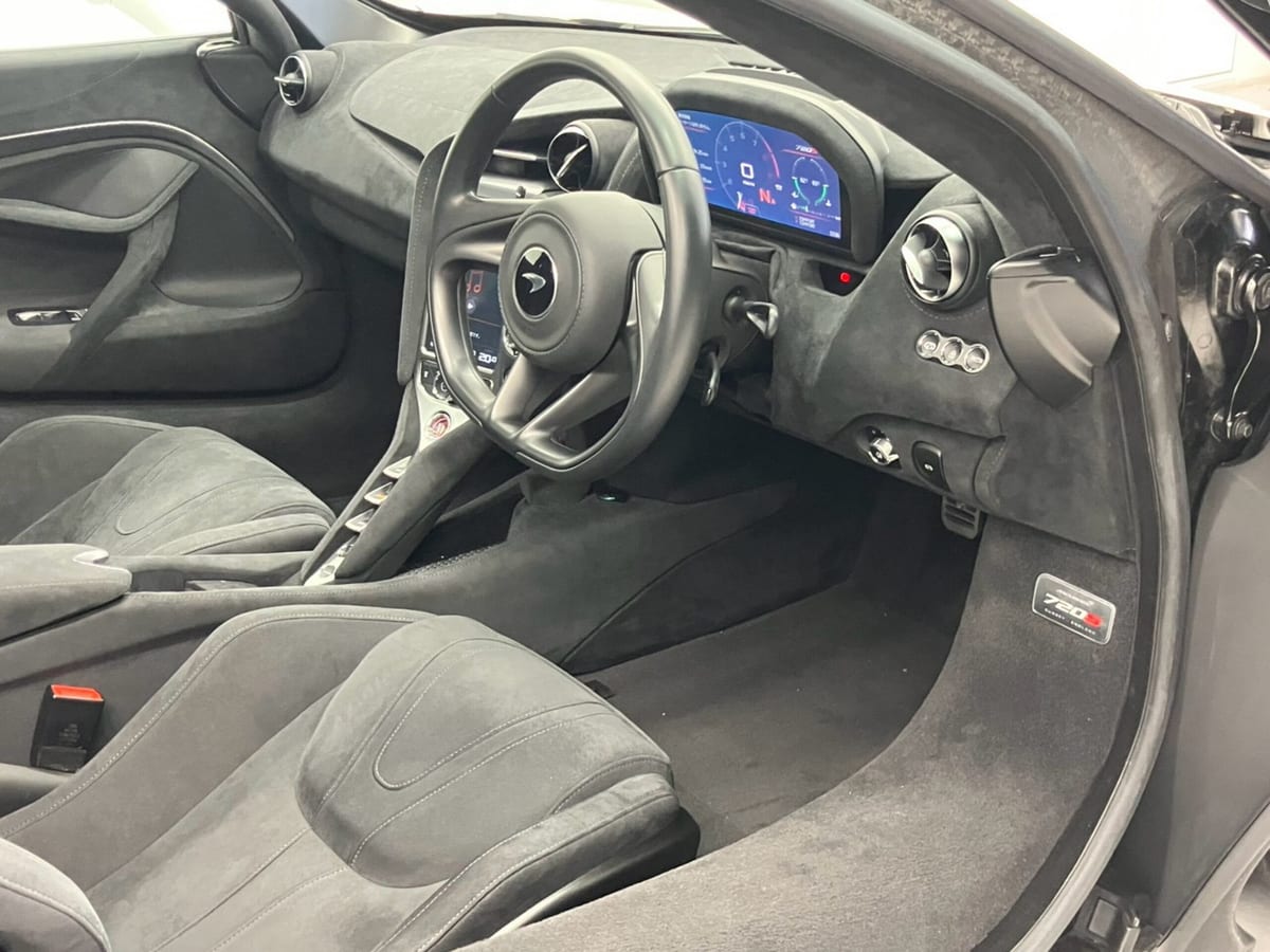 2019 McLaren 720S 4.0 V8 Twin-Turbo, photo 2
