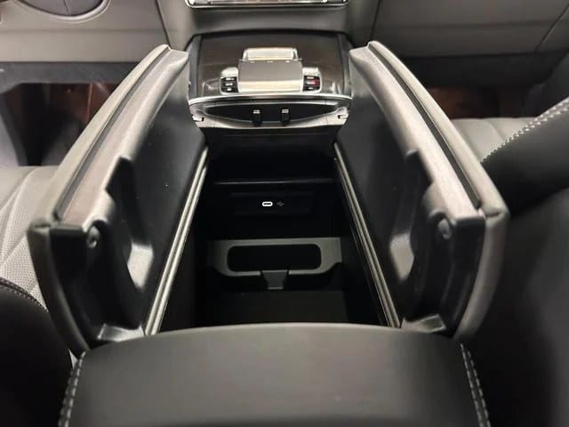 2024 Mercedes-AMG G-Class G 63 4.0 V8 Biturbo, photo 48