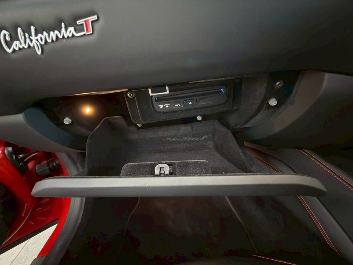 2016 Ferrari California T F1 DCT, photo 47