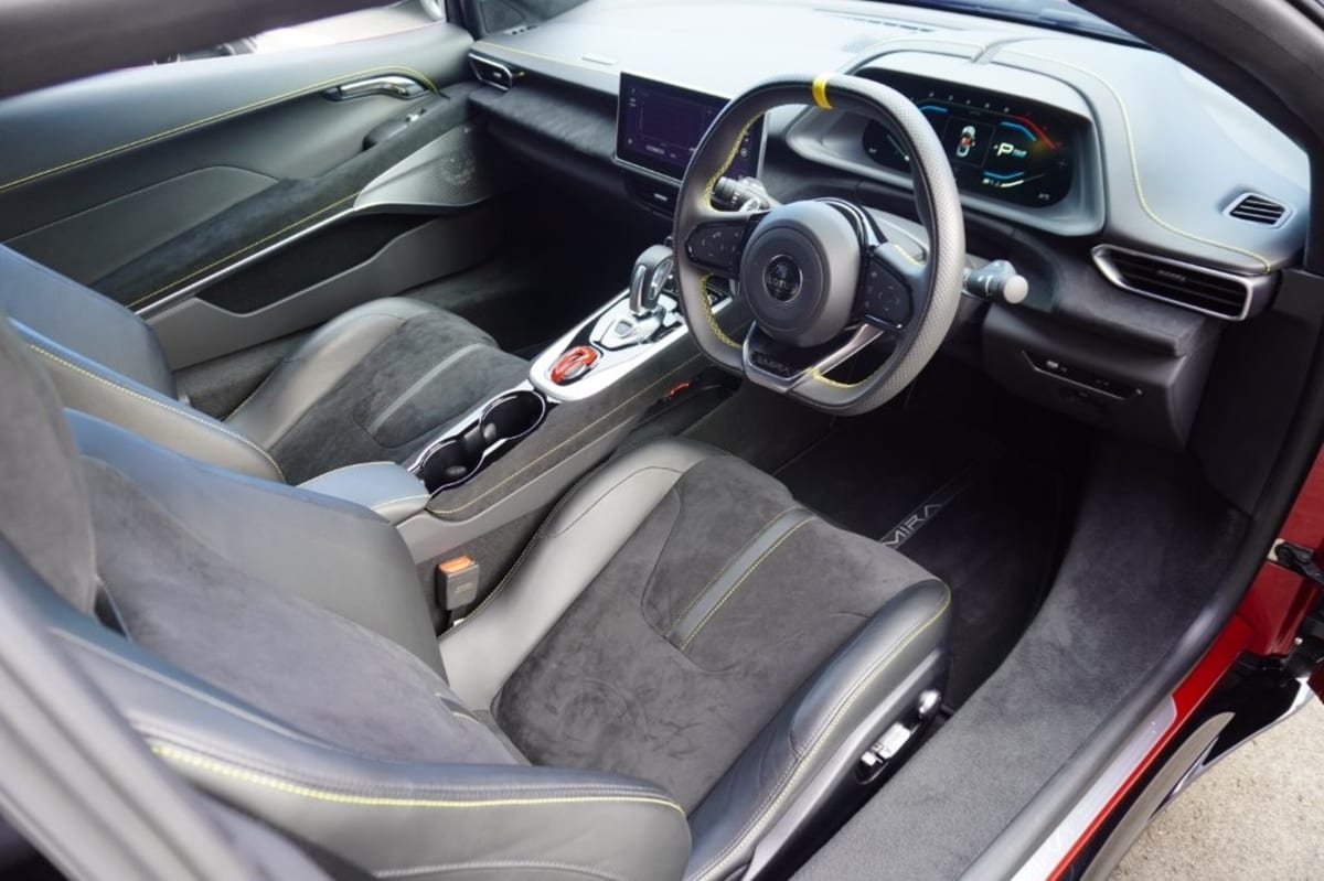 2023 Lotus Emira V6 First Edition Black Pack, photo 2