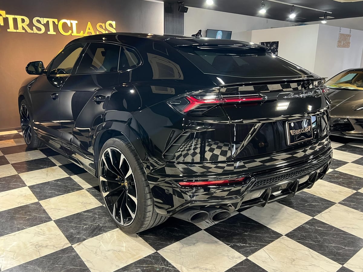 2020 Lamborghini Urus 4.0 V8 — photo 8