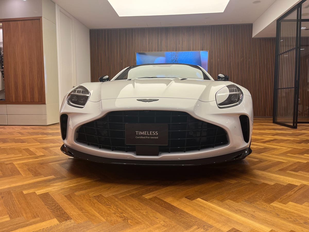 2025 Aston Martin Vantage 4.0, photo 2