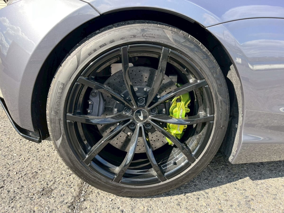 2023 McLaren Artura Technology Pack — photo 16
