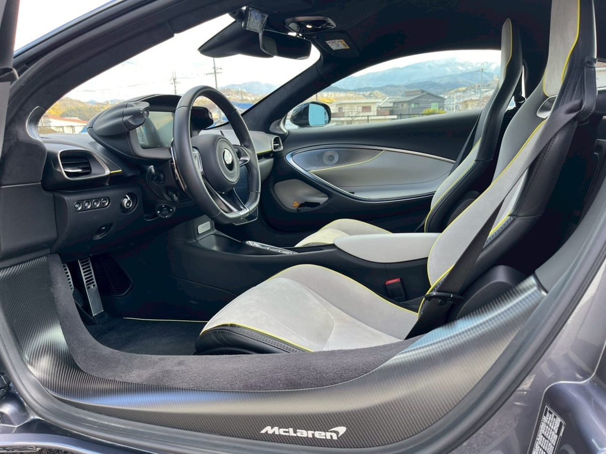 2023 McLaren Artura Technology Pack — photo 37