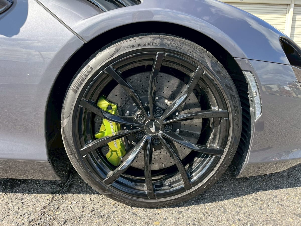 2023 McLaren Artura Technology Pack — photo 18