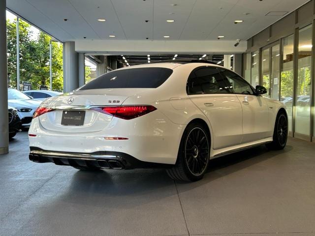 2026 Mercedes-AMG S-Class S 63 E Performance 4.0 V8 Biturbo, photo 2