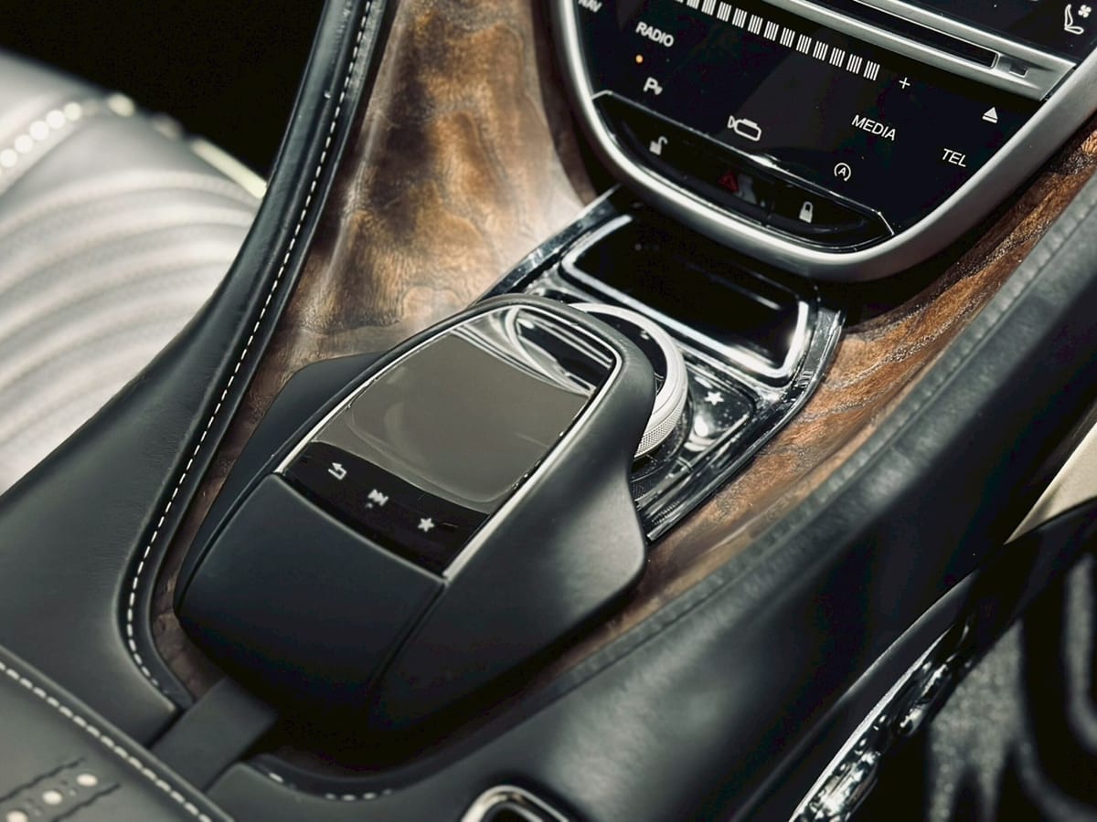 2018 Aston Martin DB11 V8, photo 26