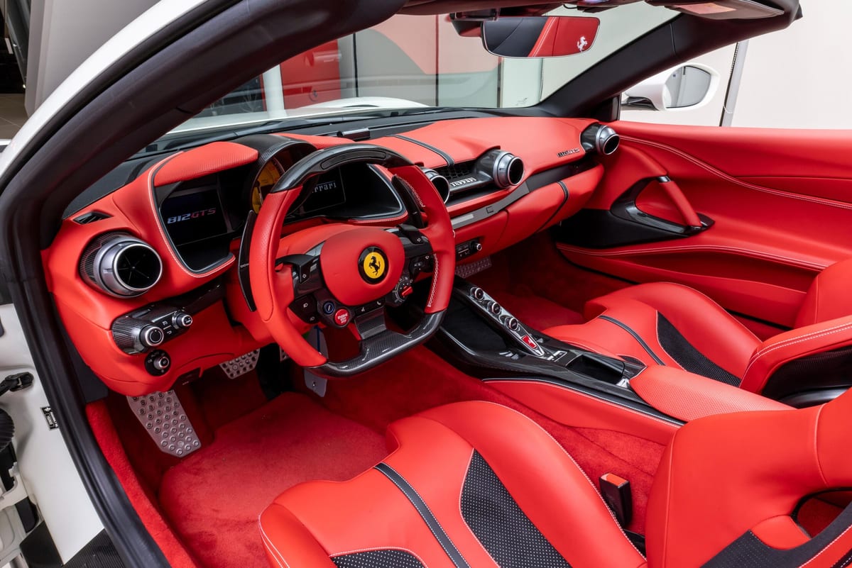 2021 Ferrari 812 GTS F1 DCT, photo 2
